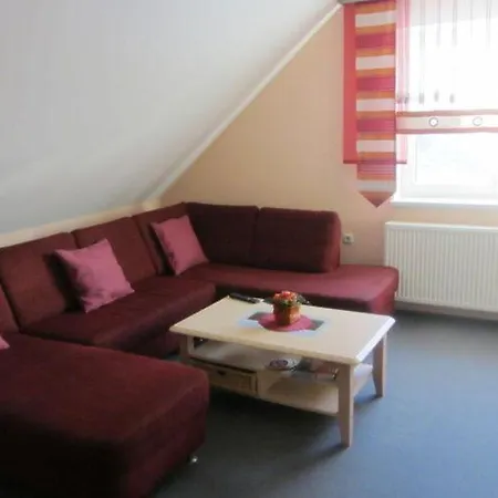 Fink Apartment *